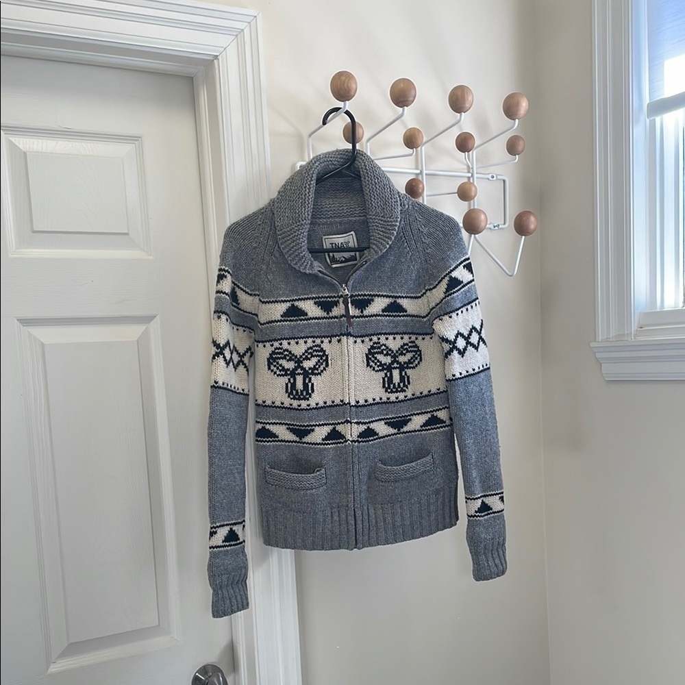 Aritzia - TNA - Sea To Sky 100% Lambswool Shawl Knit Sweater - M